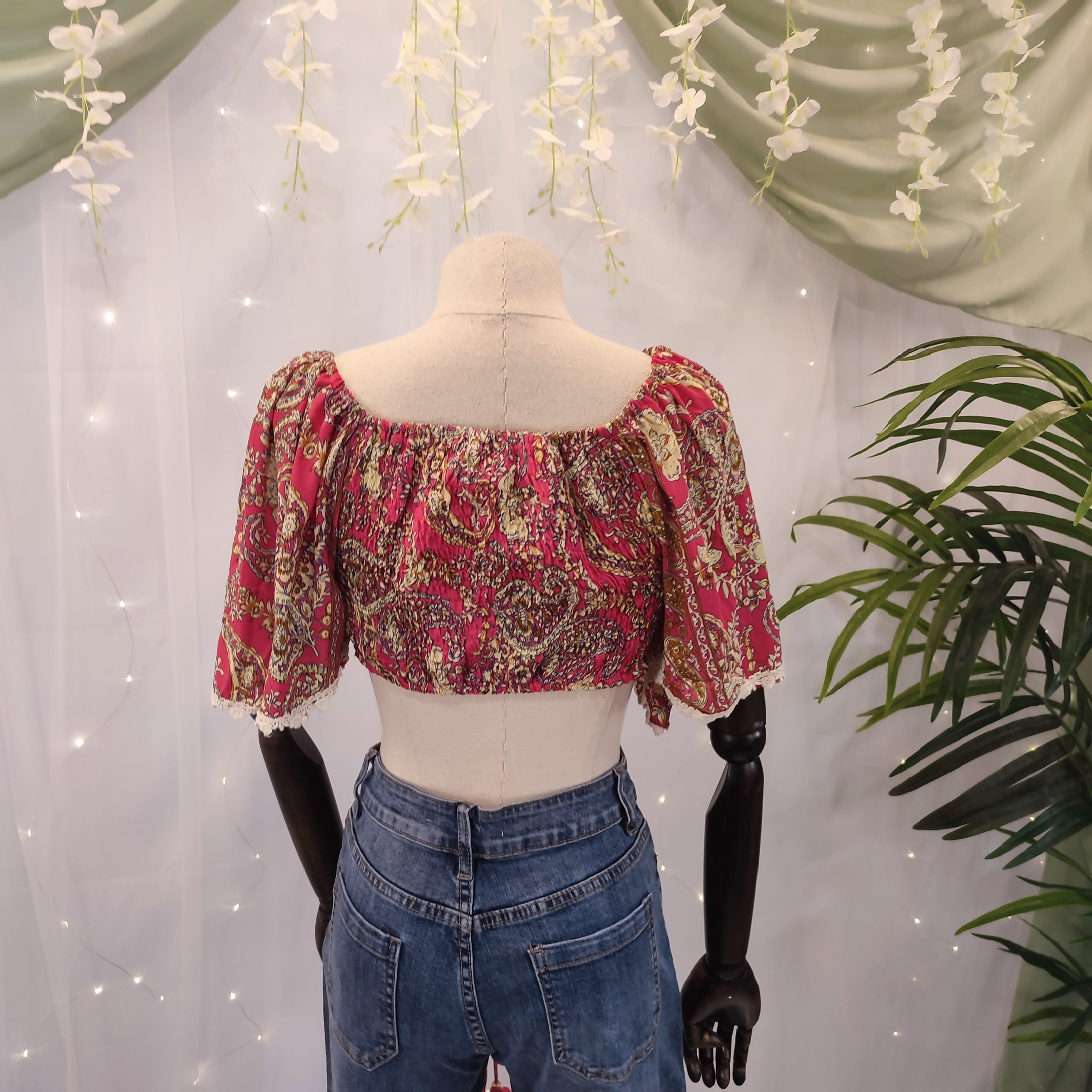 Top boho de seda fría con estampado étnico - Imagen 3