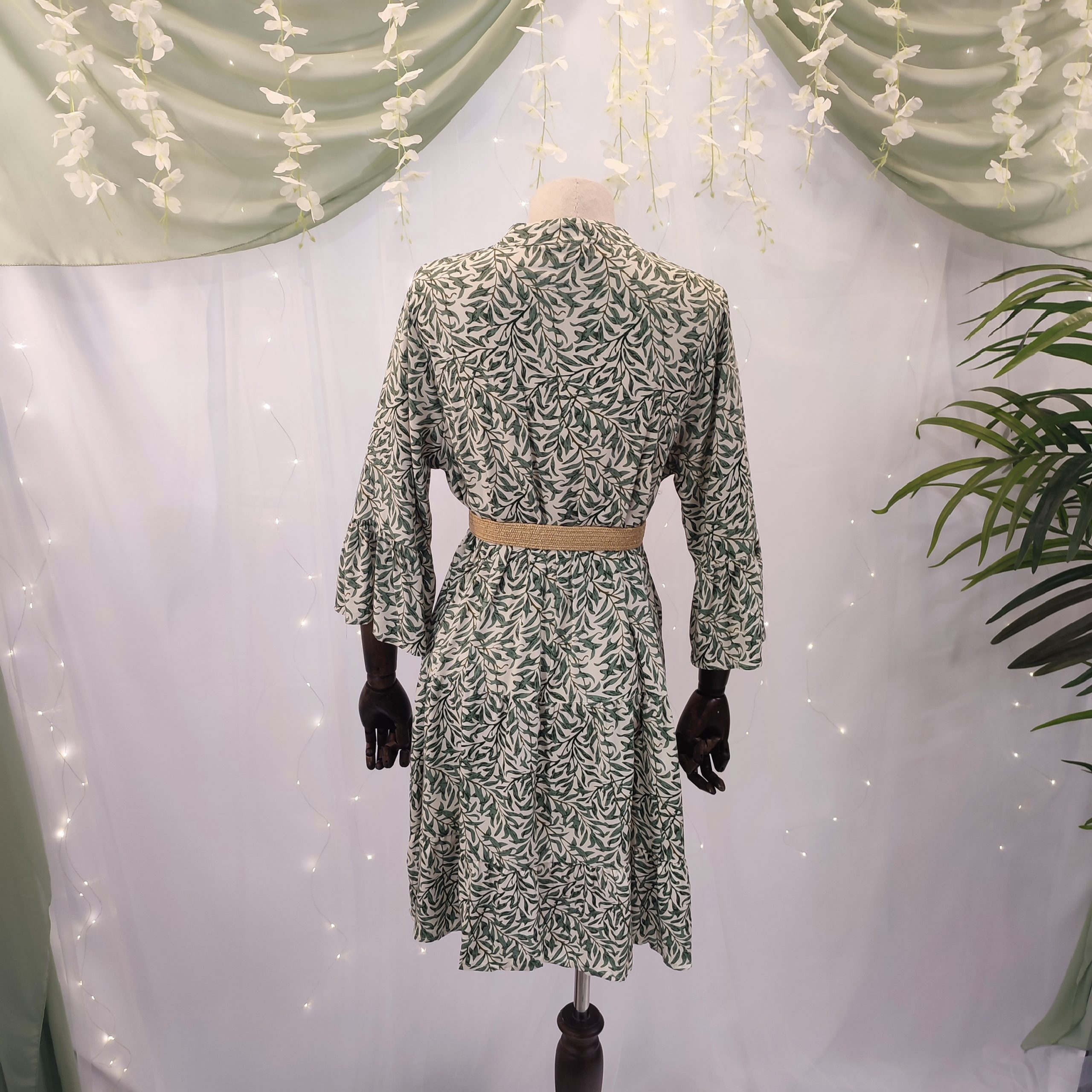 Vestido corto estampado ramas con manga - Imagen 3