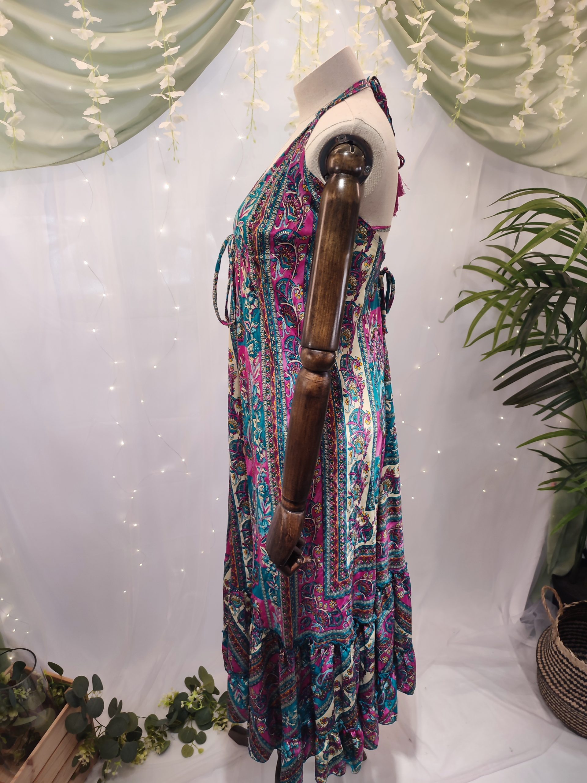 Vestido corto con top de crochet - Imagen 2